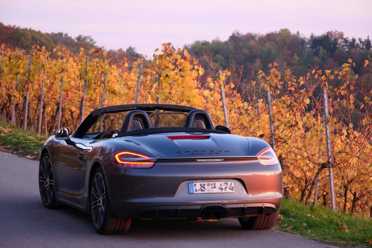 overpass;normal;300;100%;U+0-10FFFF